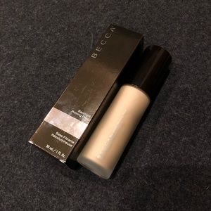 Becca backlight priming filter face primer